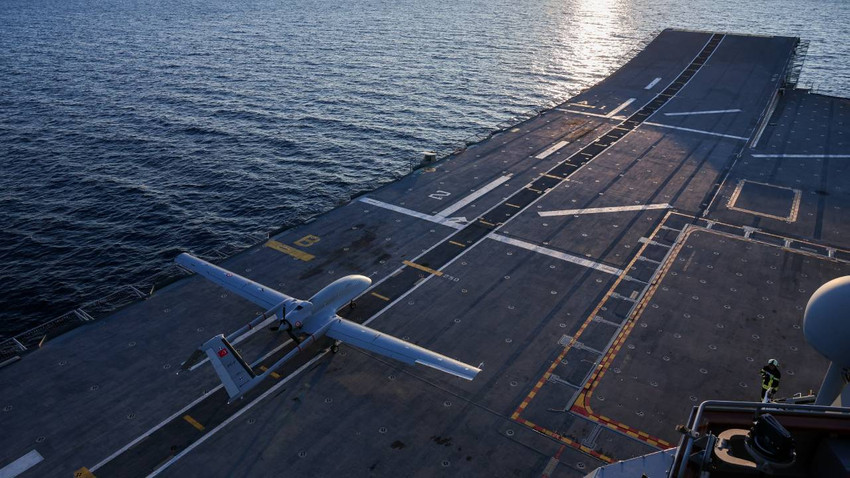 Γερμανία «κοιτάζει» τα τουρκικά drones – Αξιωματούχος δείχνει τα TB2: «Πρέπει να τα δούμε από κοντά»