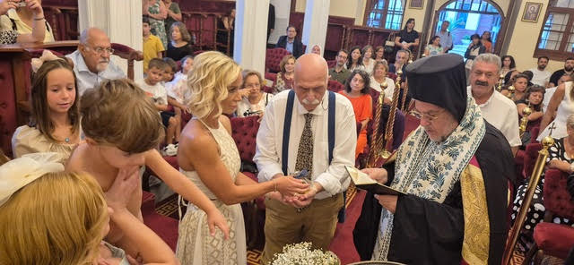 Το θαύμα του Μπαλίνου: Μια βάφτιση μετά από 72 χρόνια 