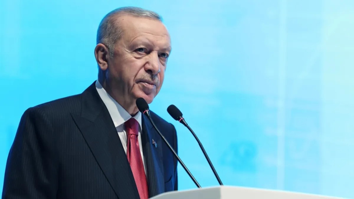 Ερντογάν στην σύνοδο Οργανισμού Ισλαμικής Συνεργασίας: Nόμιμο δικαίωμα του Ιράν να αμυνθεί - Ο Νετανιάχου άναψε τη φωτιά όπως ο Χίτλερ