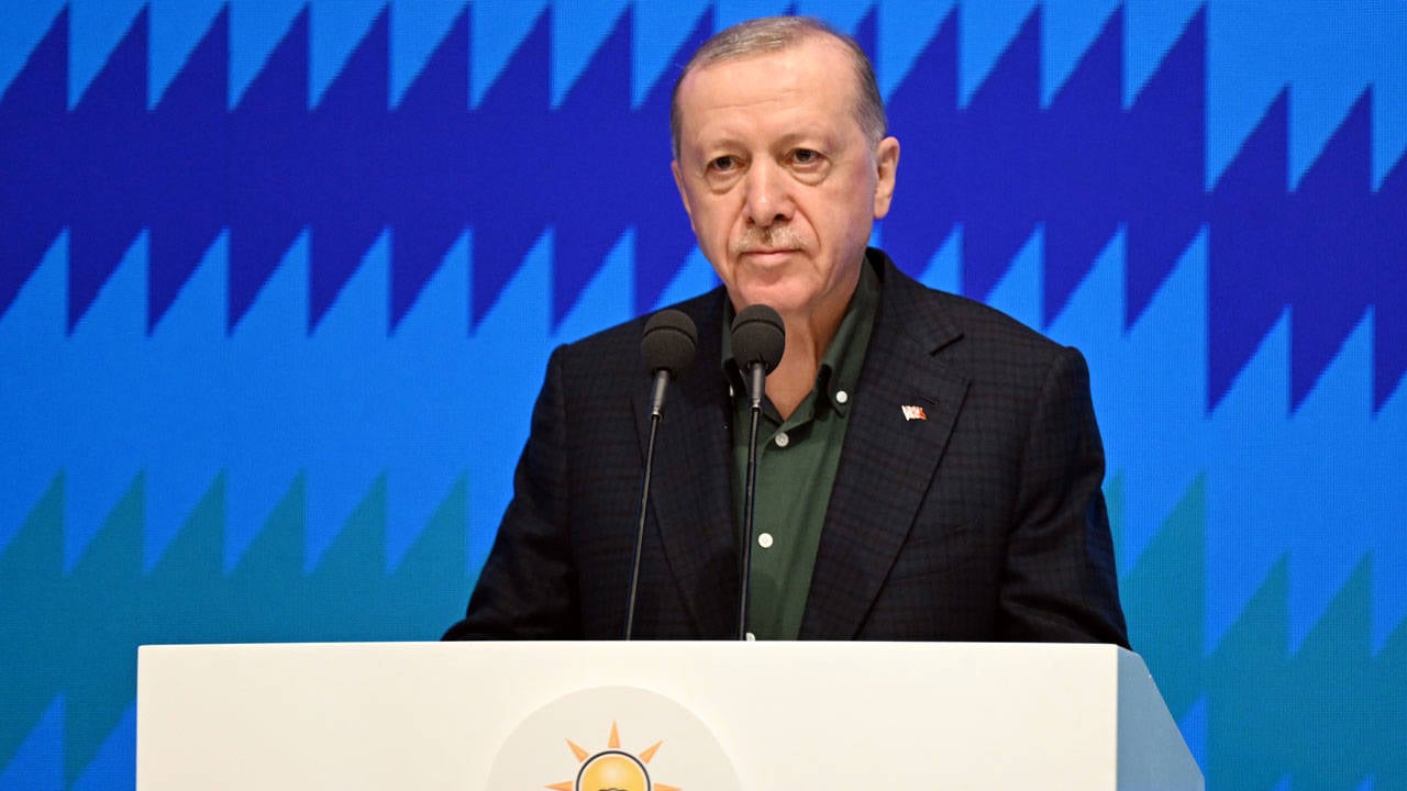 Ερντογάν για αφοπλισμό PKK: Μια νέα σελίδα για την Τουρκία - Συνεργασία με φιλοκουρδικό κόμμα για τα επόμενα βήματα 