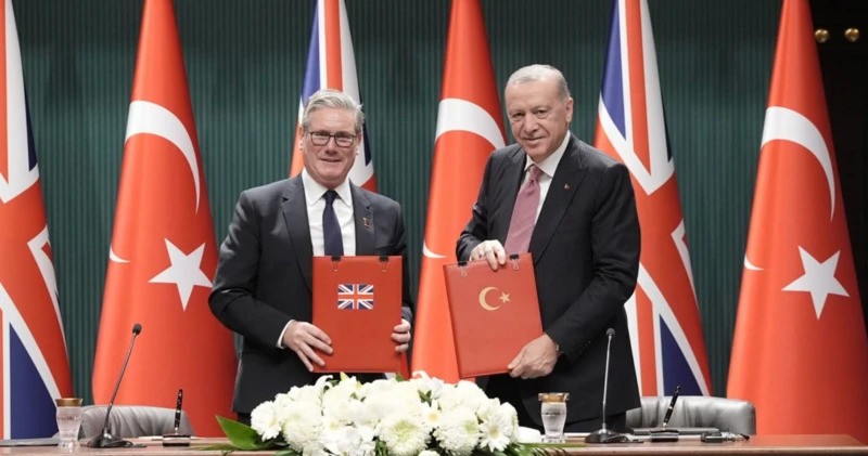 «Deal-μαμούθ» Άγκυρας–Λονδίνου: 20 Eurofighter για την Τουρκία – «Στρατηγική συμμαχία» με τη Βρετανία