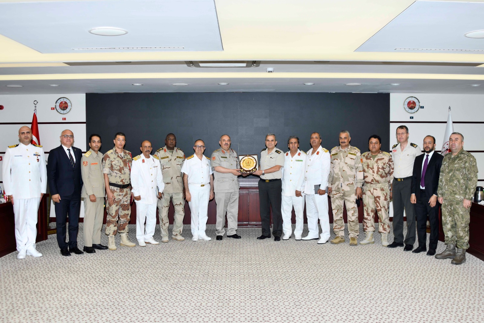 Αντιπροσωπεία του Χαφτάρ επισκέφτηκε την Τουρκία - Συνεργασία στην στρατιωτική εκπαίδευση 