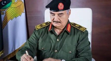 Μπλόκο Χαφτάρ στην επίσκεψη της ευρωπαϊκής αντιπροσωπείας στη Βεγγάζη