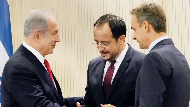 Δυσφορία στον τουρκικό τύπο για τριμερή: "Συμμαχία του κακού με αντιτουρκικά αισθήματα"