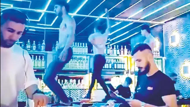 Σάλος στην Τουρκία από ημίγυμνους χορούς στην Μαρμαρίδα – Έκλεισαν 14 επιχειρήσεις