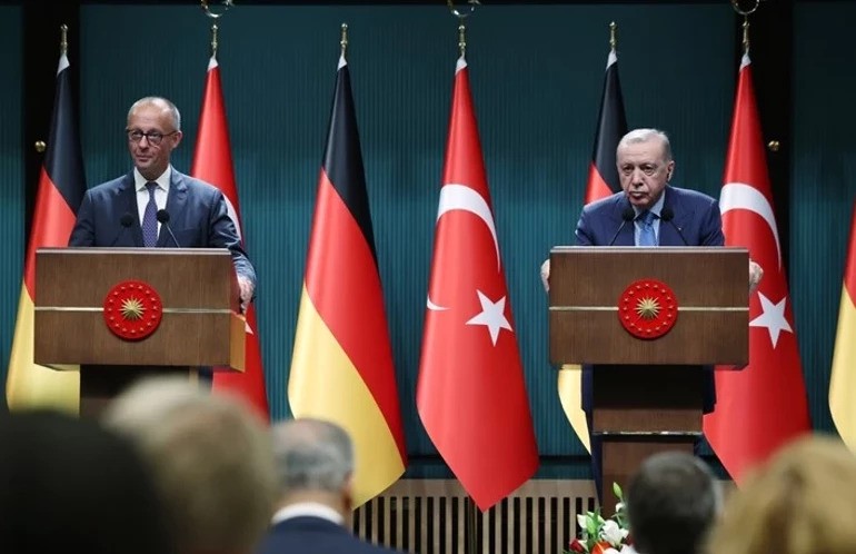 Μερτς ενώπιον Ερντογάν: «Η Τουρκία δεν μπορεί να μείνει εκτός γεωπολιτικού χάρτη» – Διαφώνησαν για Ιμάμογλου, κριτήρια Κοπεγχάγης και Γάζα