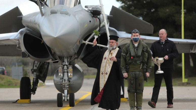 Οι εξοπλισμοί Ελλάδας ενοχλούν τουρκικά ΜΜΕ – Η Σοζτζού κατηγορεί Αθήνα για… αγορά Rafale