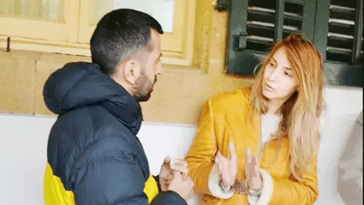 Ελληνίδα ερωτεύτηκε Τούρκο και τον έκρυψε στο πορτμπαγκάζ στην Κύπρο