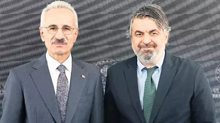 Υπουργός Μεταφορών Τουρκίας: Προετοιμαζόμαστε για μια συμφωνία θαλάσσιας δικαιοδοσίας με τη Συρία